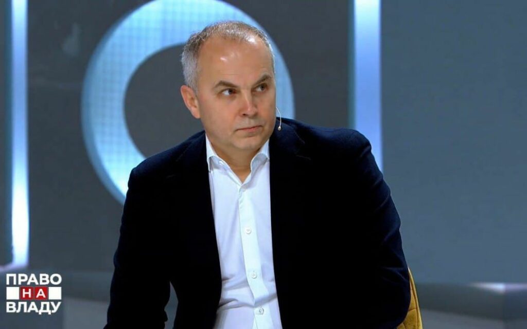 13f425fa842db749230fe23b55d74718