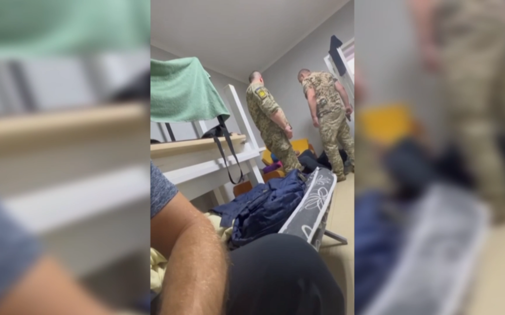 d3c52d4d3a0d2115c237892a374a3482