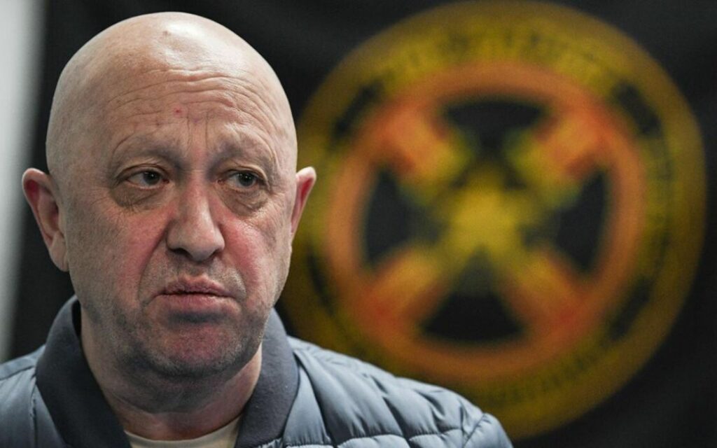 300a5d753fa4c8cbba89be3ad3aaa2ff