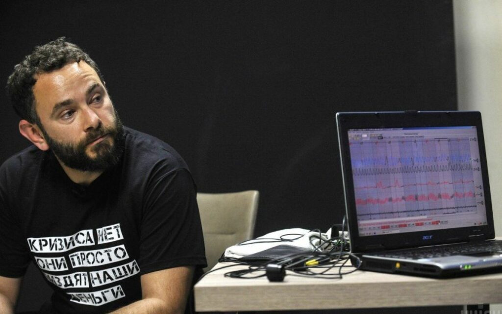 4387f50defb8370e5a98c8e9ed4de96b