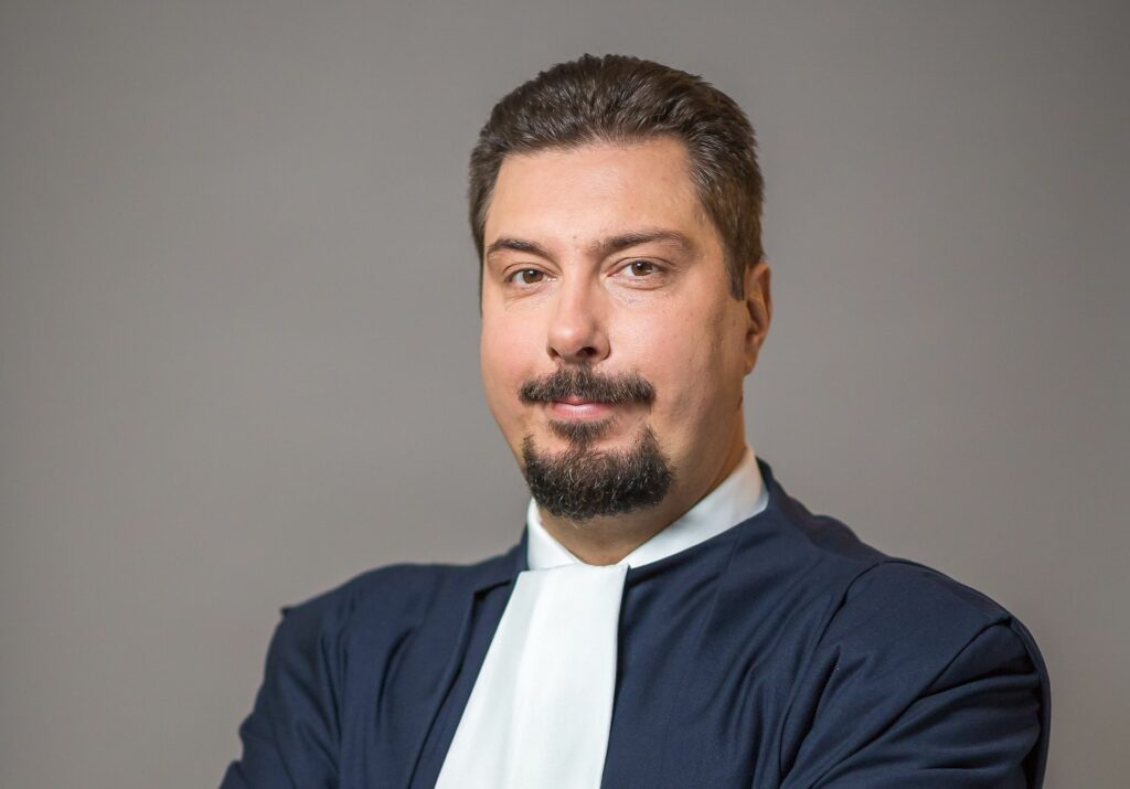 281773_658c3ba9759627_70892807