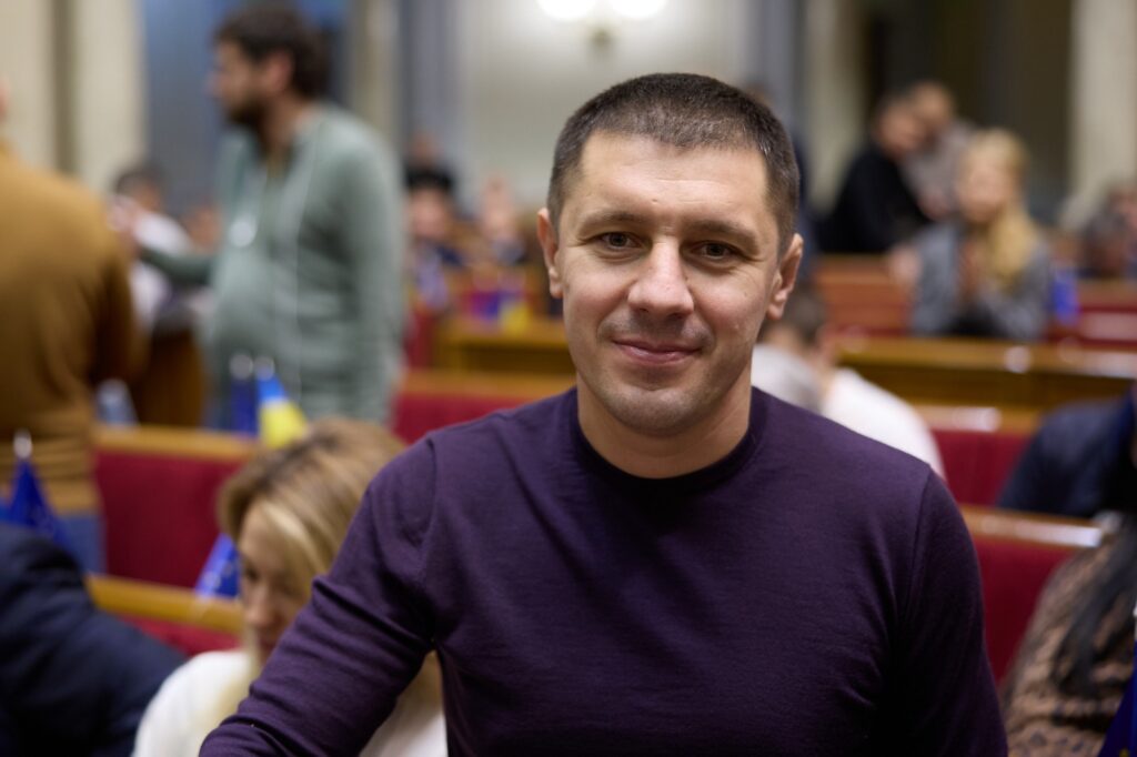 1704273616_ffaa3c10c3b8d23b1f1b