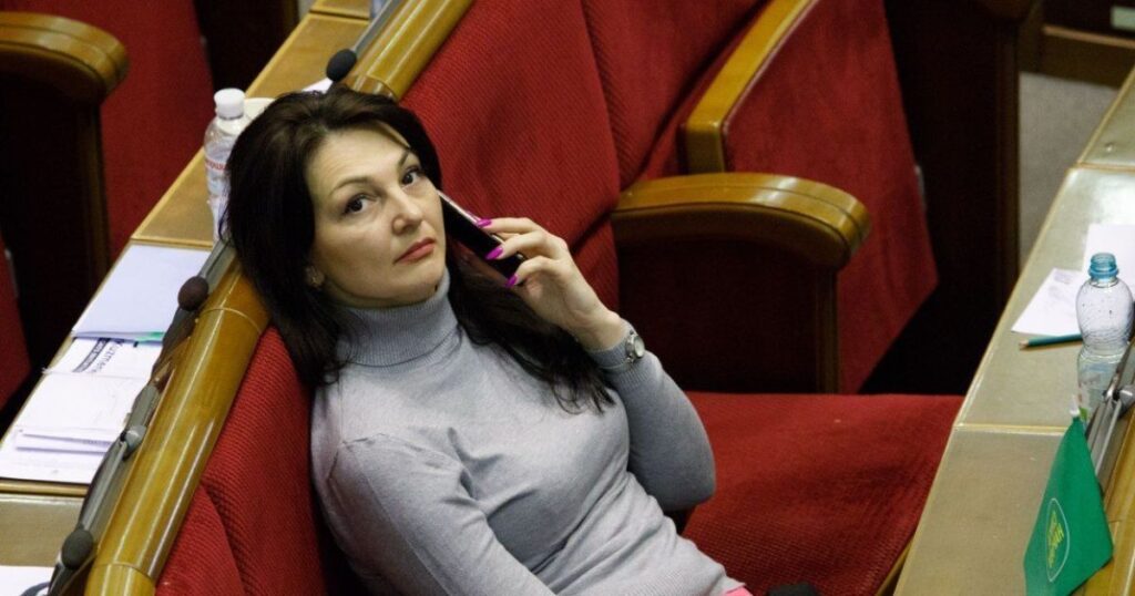 9b7d341667d2e4b5685bfa877c1b42c4