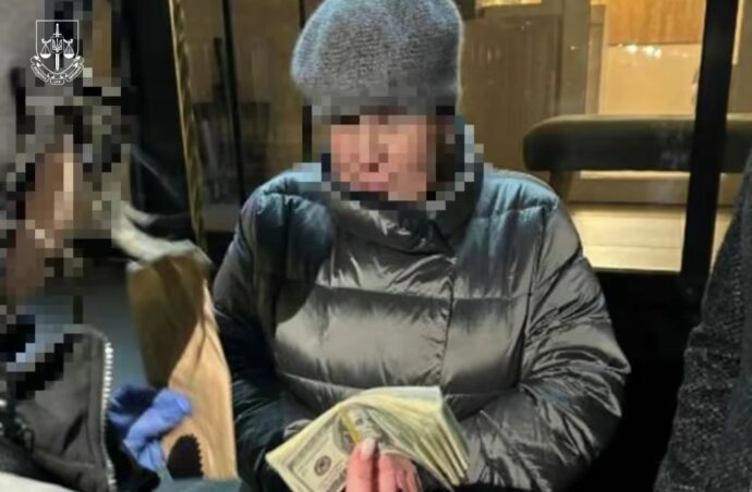 У Києві викрили корупційну схему у Центральній МСЕК: заступниця голови вимагала $2000 за оформлення інвалідності