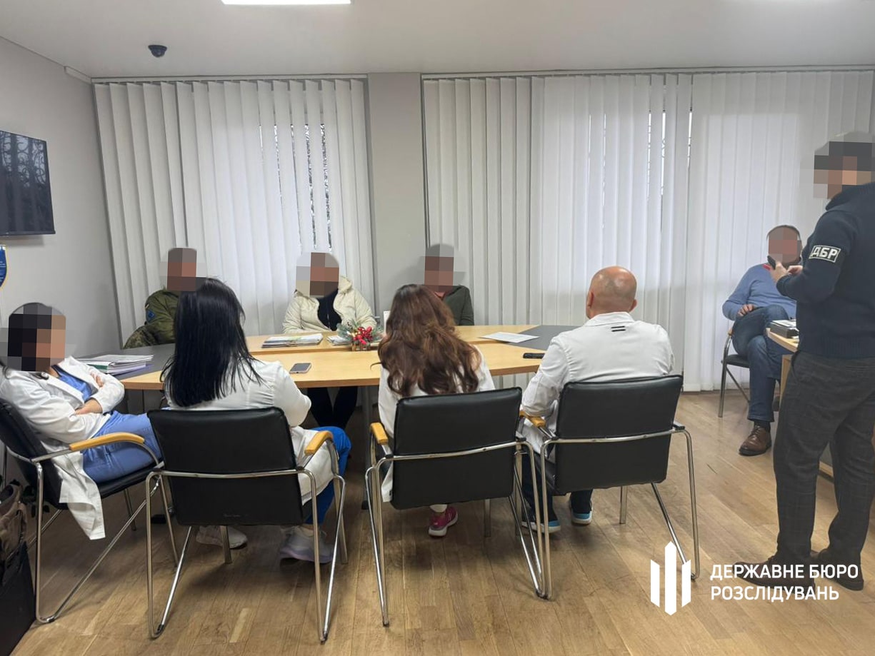 На Івано-Франківщині за видачу фіктивних довідок про інвалідність затримали двох медиків