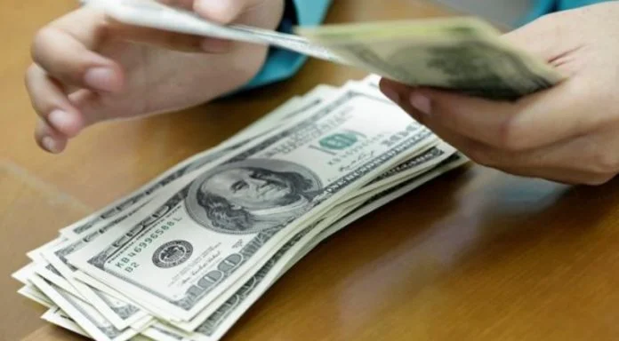 Експоліцейський за 3500 доларів США обіцяв допомогти ухилитися від мобілізації