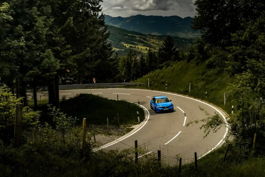 Honda створила карту найкращих доріг Європи для водіїв