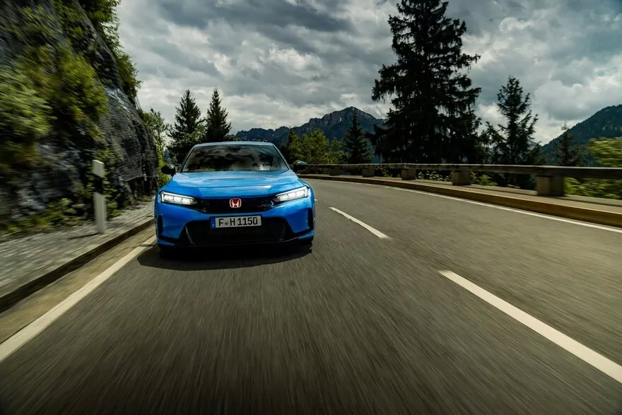 Honda створила карту найкращих доріг Європи для водіїв