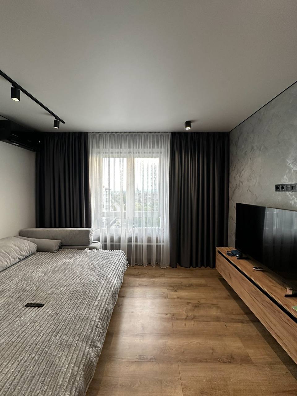 рішення для спальні штори іф