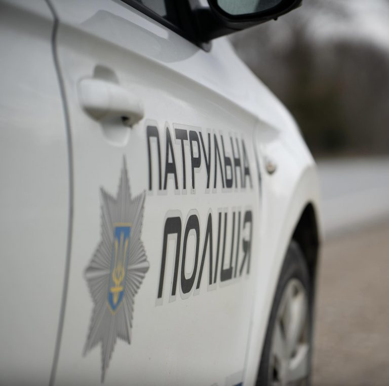 У Франківську вилучили свідоцтво про реєстрацію з ознаками підробки