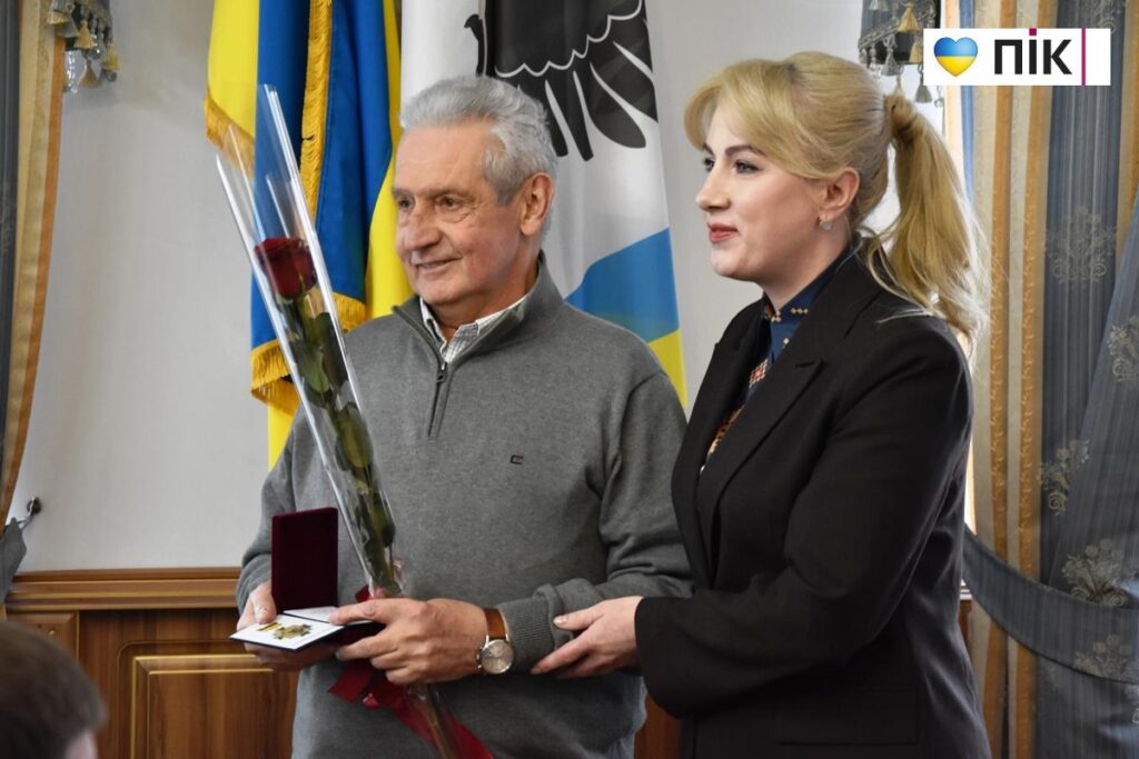 Працівників обласного перинатального центру Івано‑Франківська відзначили регіональними нагородами