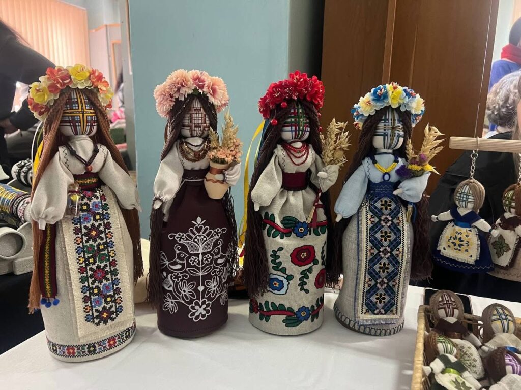 Франківські майстри назбирали понад 60 тис. грн на дрони для ЗСУ під час благодійного ярмарку