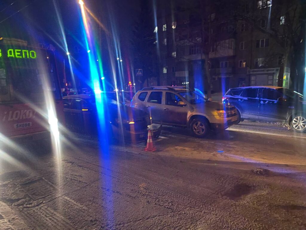 Зіткнення на Галицькій спричинило великі затори в Івано‑Франківську