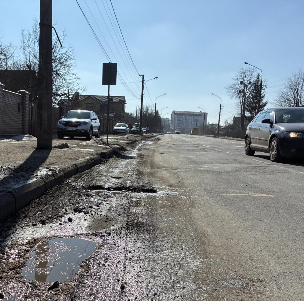 У Франківську оголосили поточний ремонт вулиць Коновальця і Бандери: що планують зробити