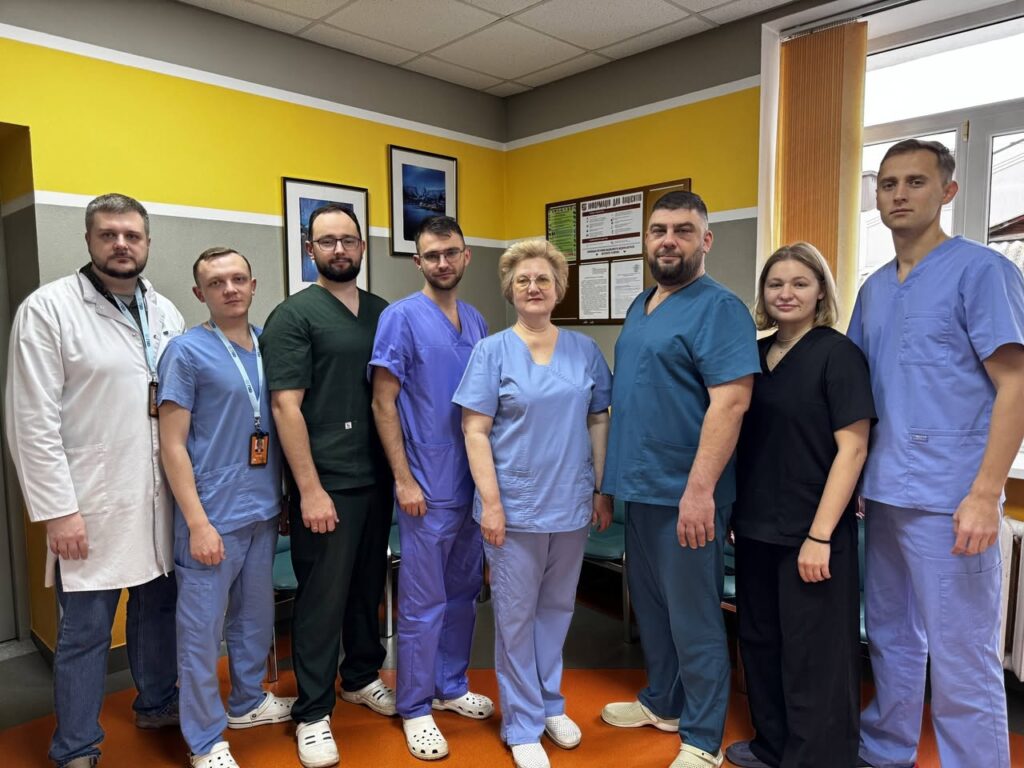 Івано‑Франківські лікарі виписали пацієнтку після лікування гідронефрозу та складних ускладнень