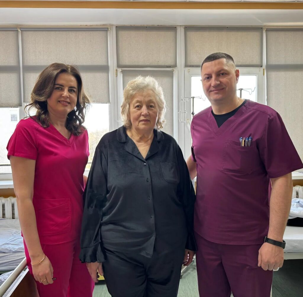 Івано‑Франківськ: механічна тромбектомія через радіальний доступ врятувала 74‑річну пацієнтку