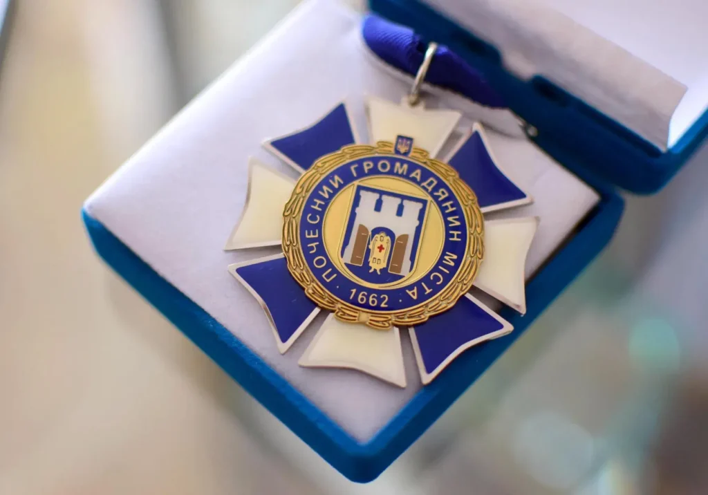 Івано‑Франківськ присвоїв звання Почесних громадян 165 полеглим Героям та Степану Криницькому