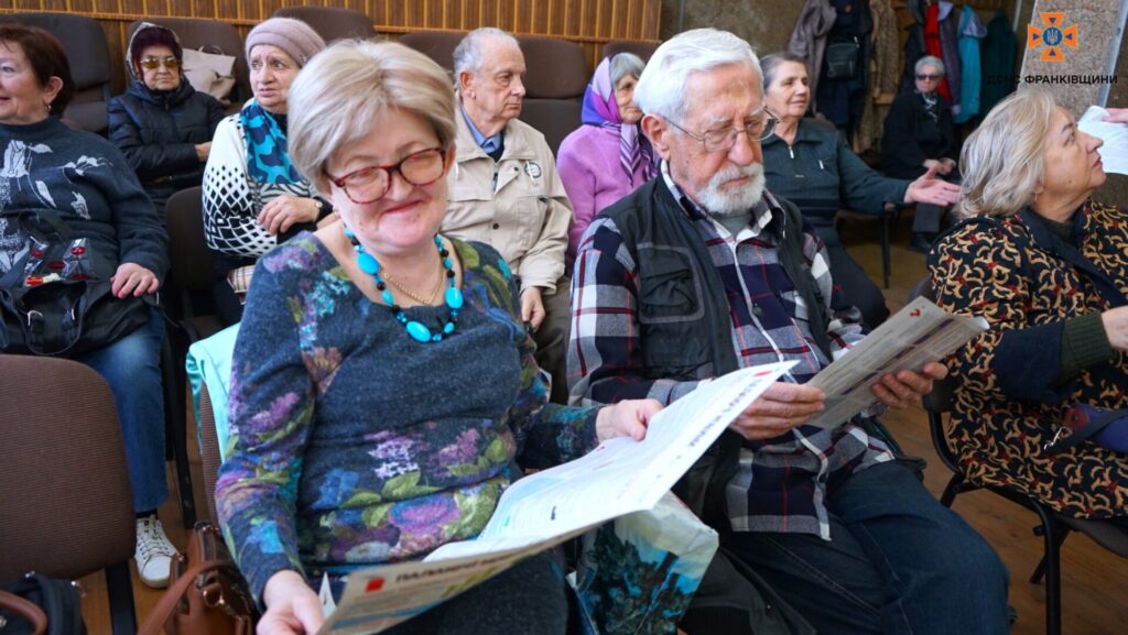 Пожежна безпека для людей похилого віку: рятувальники провели інструктаж в Івано‑Франківську