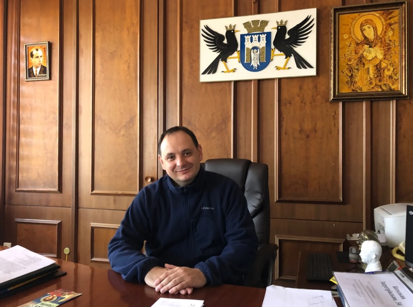 марцінків відреагував іф сидиться мер в кабінеті