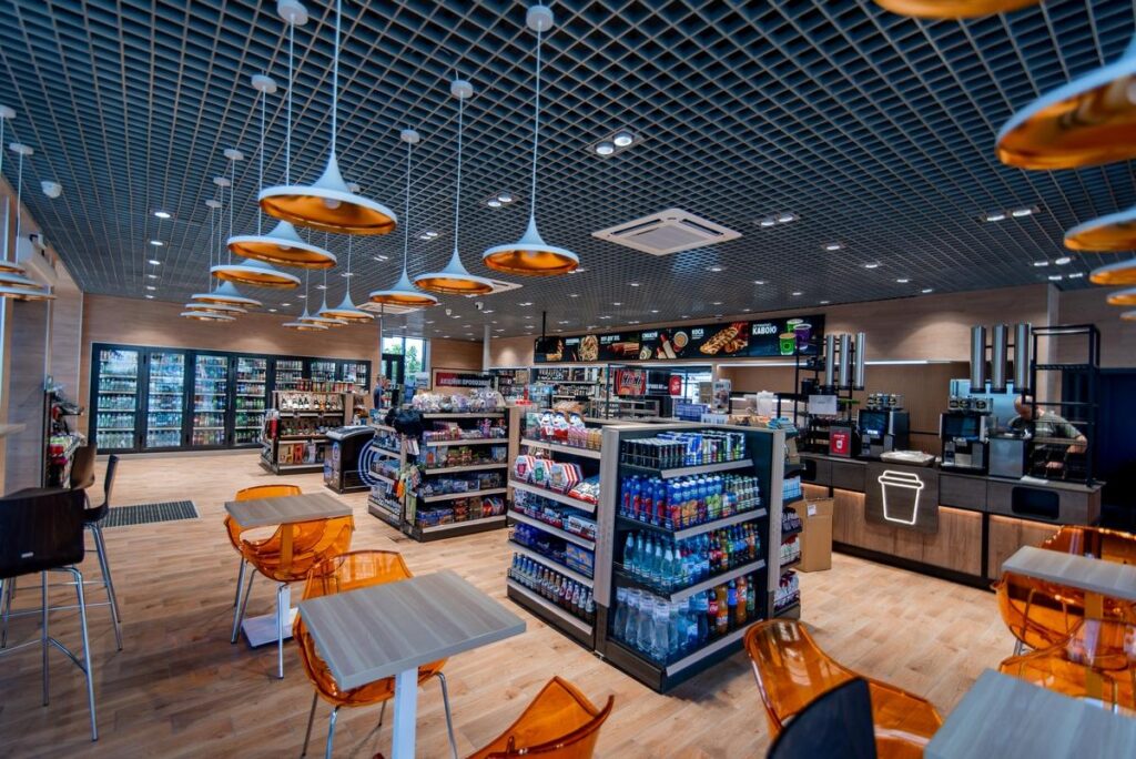 Івано‑Франківський суд оштрафував чоловіка за бійку на АЗС «ОККО»