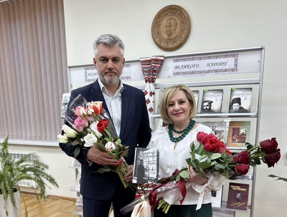 Леся Королик і Юрій Піжук: поетично-музична гостина в Івано-Франківську