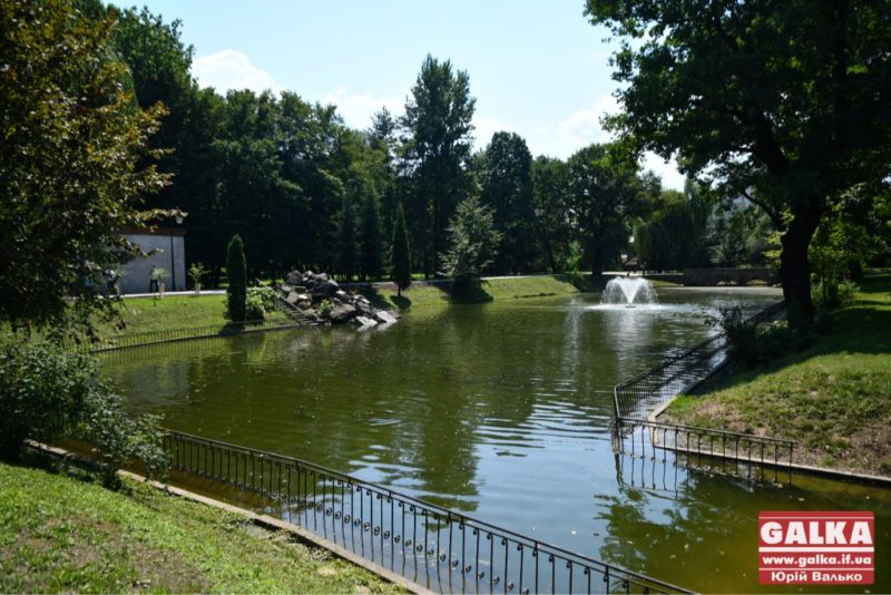 Івано‑Франківськ: платний вхід до парку Шевченка у вихідні — 5 гривень для місцевих