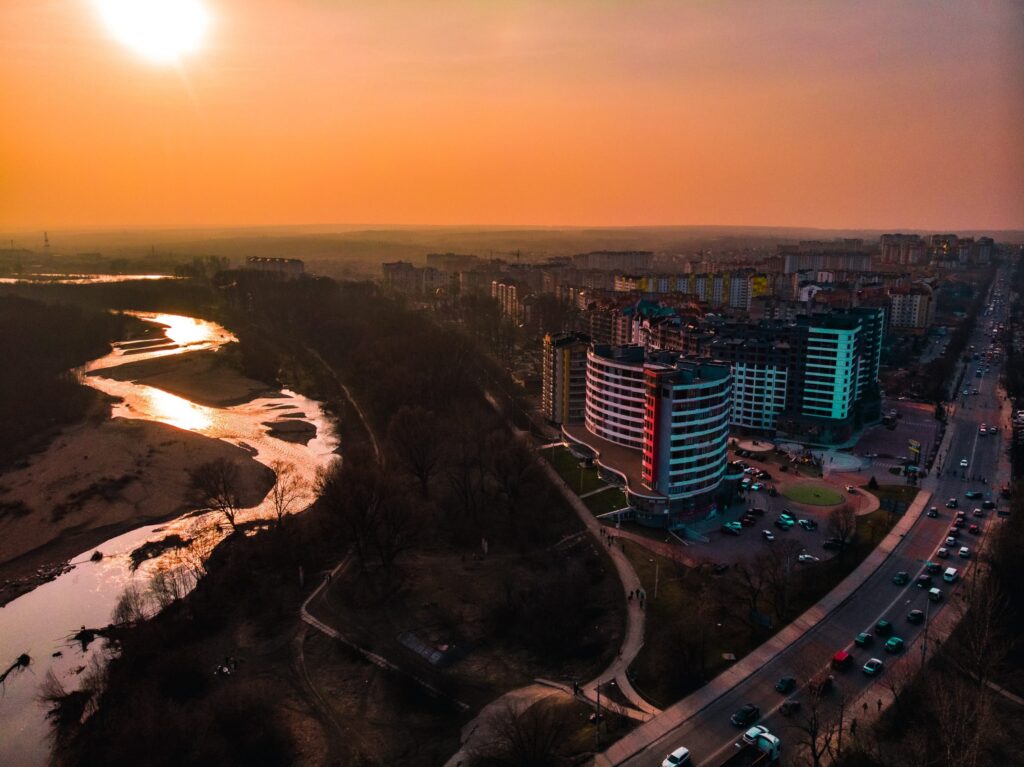 В Івано-Франківську оголосили конкурс на найкраще озеленення двору з призом 500 тисяч гривень