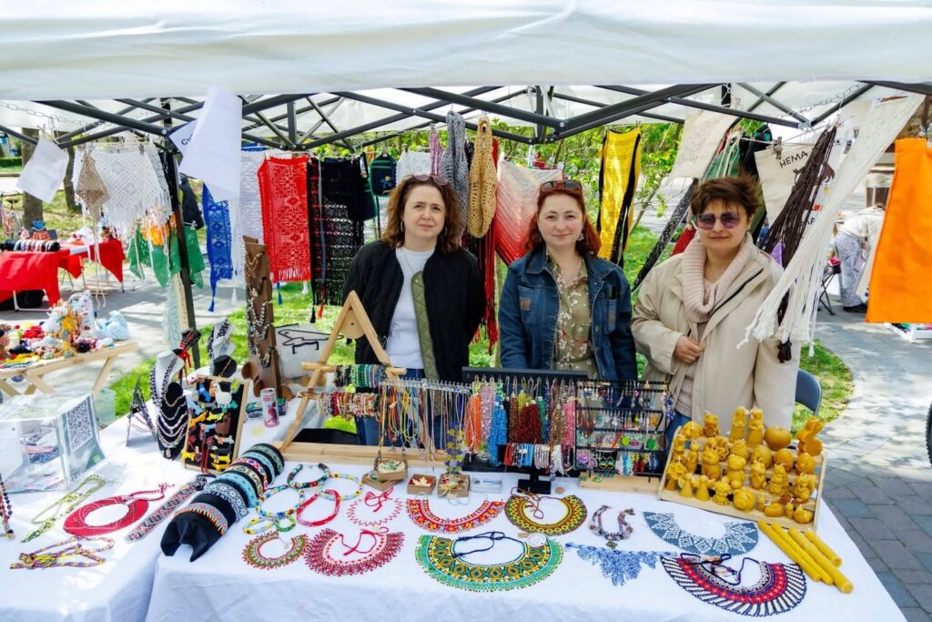 В Івано-Франківську відбулася перша цього сезону «Погулька» із ярмарком і збором на дрони