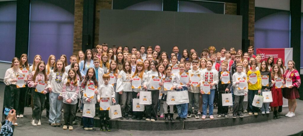 Івано‑Франківськ: нагородили переможців олімпіади з християнської етики «Як ти знаєш Біблію?»