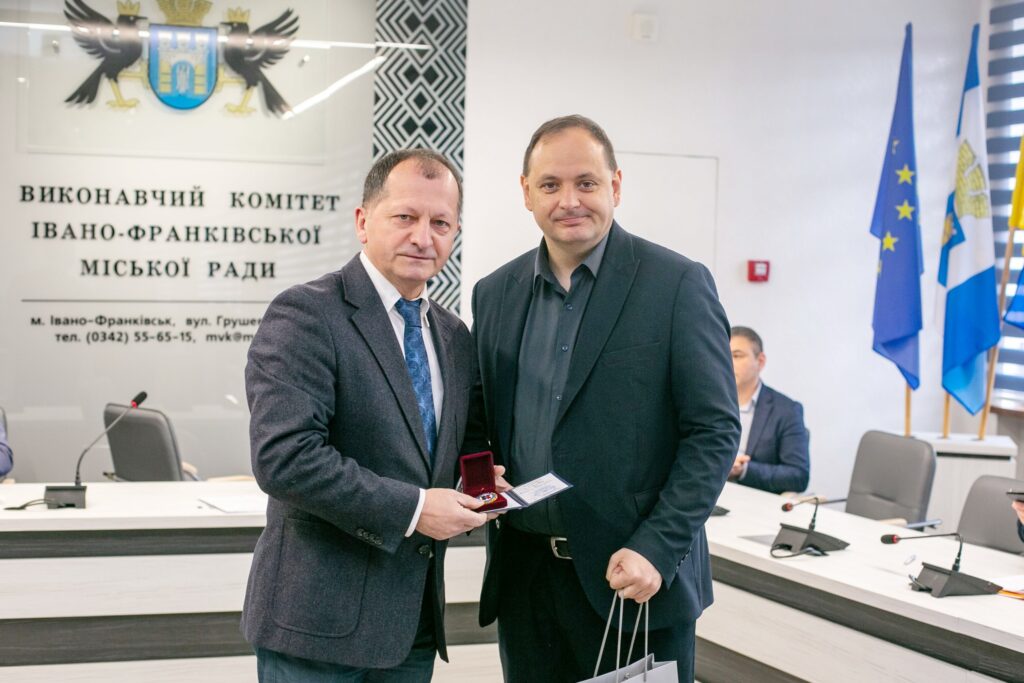 В Івано-Франківську Михайла Стефанківа відзначили з нагоди 55-річного ювілею