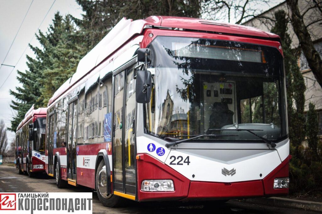 В Івано-Франківську погодили облаштування двох нових зупинок громадського транспорту