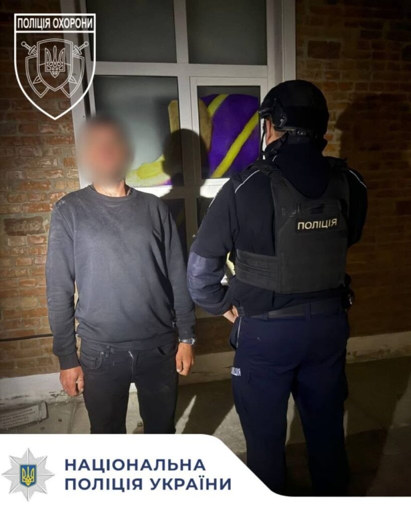 В Івано-Франківську затримали чоловіка після проникнення до охоронюваного магазину