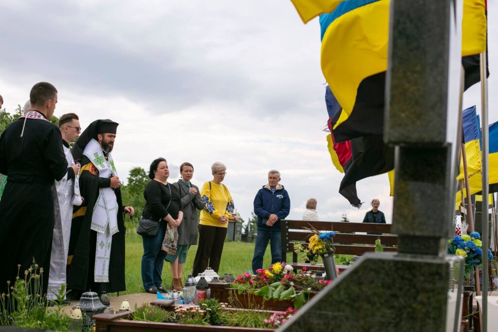 В Івано-Франківську в Дем’яновому Лазі відбулося віче-реквієм на вшанування жертв комуністичного терору