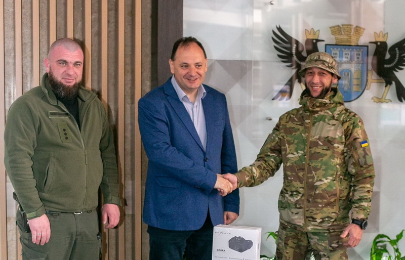 Івано-Франківськ передав 1 батальйону 122 бригади ТрО 20 FPV-дронів і три Starlink
