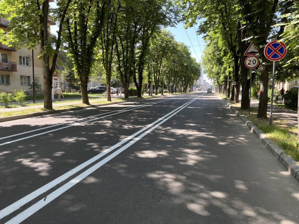 У Франківську оголосили п’ять тендерів на дорожню розмітку загальною вартістю понад 20 млн грн