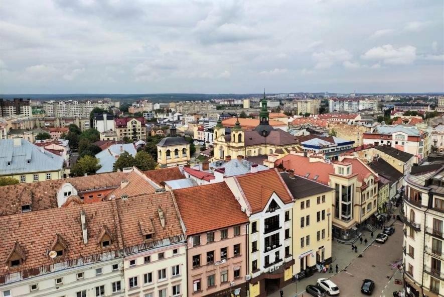 В Івано-Франківську не змінюватимуть правила електронних петицій: залишаються 250 підписів і 90 днів
