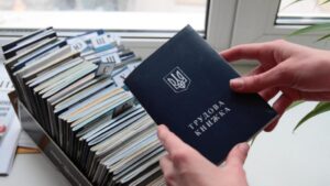 У центрі Івано-Франківська під час рейду з легалізації праці виявили п’ятьох неоформлених «стажерів»