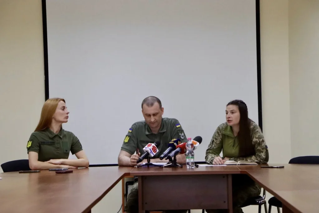 Військовий рекрутинг і нові контракти: у Івано-Франківську презентували можливості служби в ЗСУ