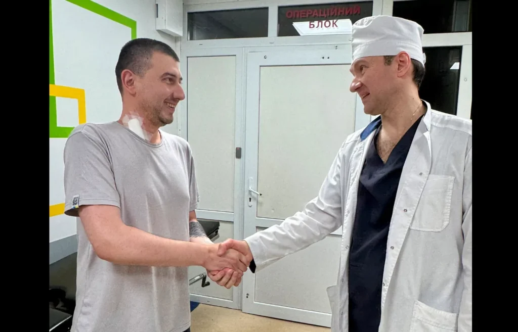У ЦМКЛ Івано-Франківська військовому відновили кровопостачання правої руки після мінно-вибухового поранення